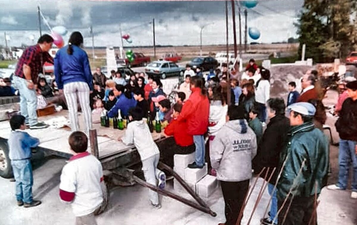 Festejo con los vecinos en la bloquera